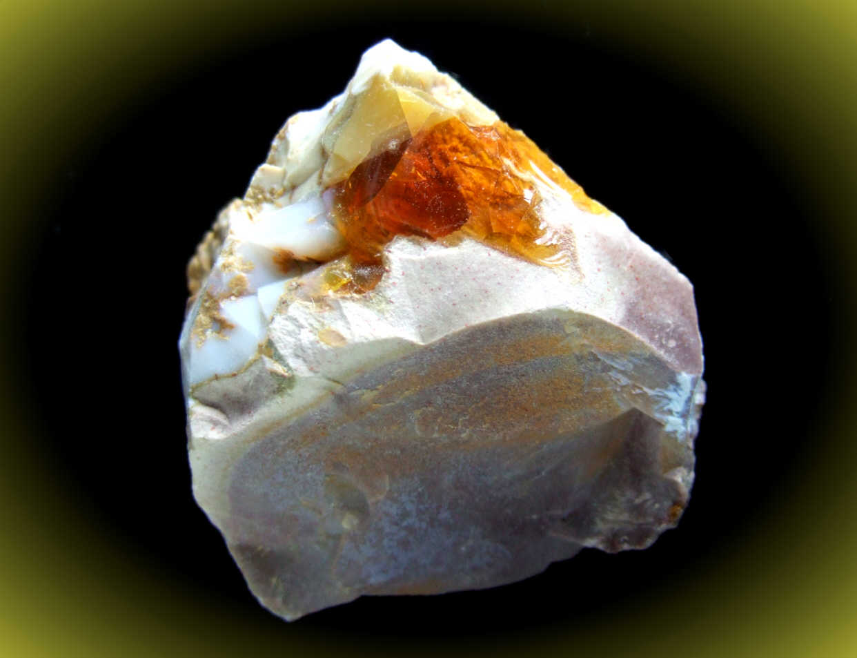 M7-24_Fire_opal_USA.jpg